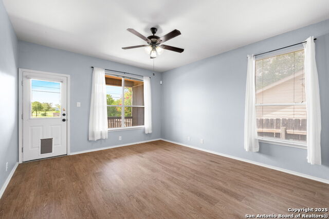 Listing photo id 13 for 5638 Arcadia Park