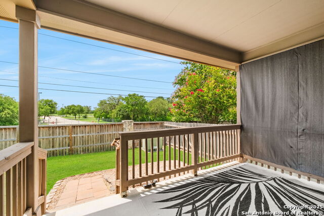 Listing photo id 22 for 5638 Arcadia Park