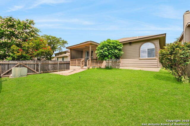 Listing photo id 23 for 5638 Arcadia Park