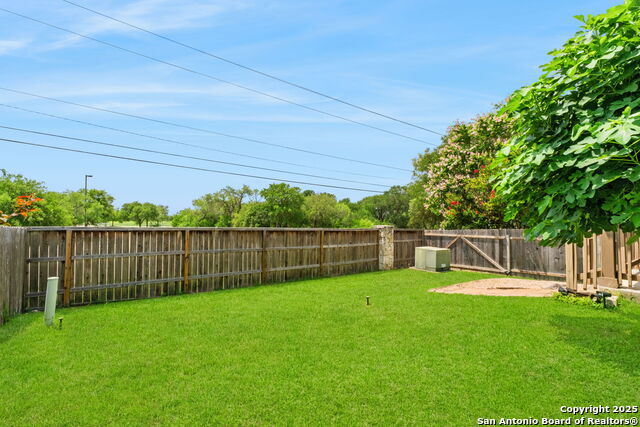 Listing photo id 24 for 5638 Arcadia Park