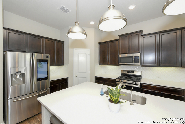 Image 20 of 42 For 22630 Carriage Blf