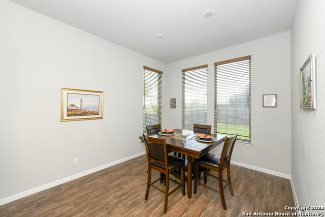 Image 22 of 42 For 22630 Carriage Blf