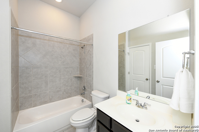 Image 31 of 42 For 22630 Carriage Blf