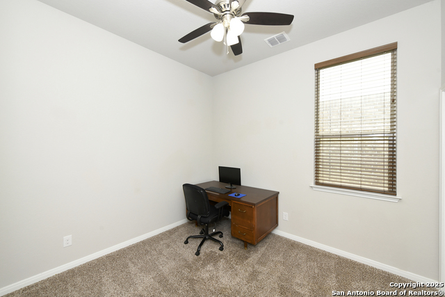 Image 32 of 42 For 22630 Carriage Blf