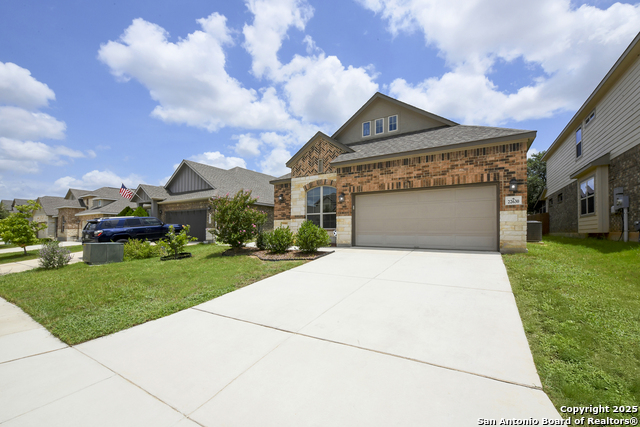 Image 4 of 42 For 22630 Carriage Blf