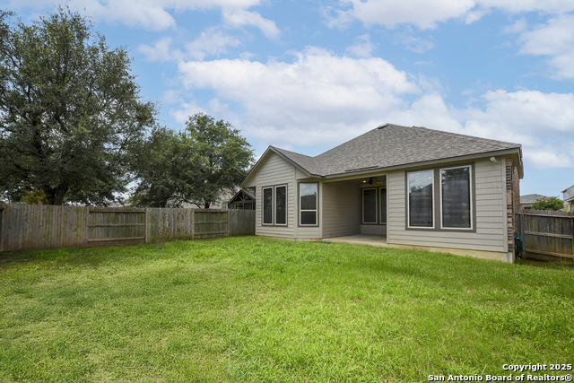 Image 41 of 42 For 22630 Carriage Blf