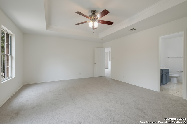 Listing photo id 16 for 7827 Oakdale Park