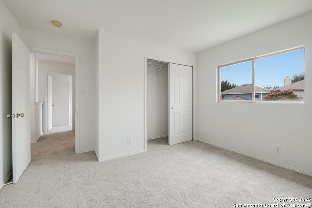 Listing photo id 26 for 7827 Oakdale Park