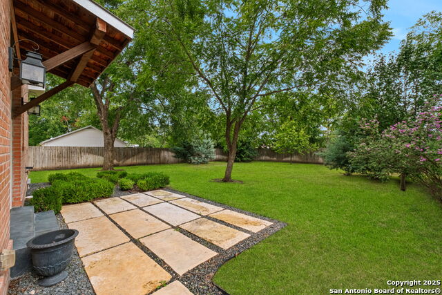 Image 30 of 41 For 509 W Austin St