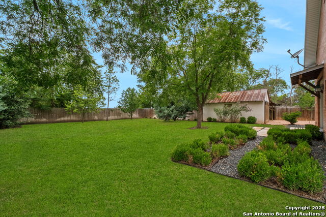 Image 31 of 41 For 509 W Austin St