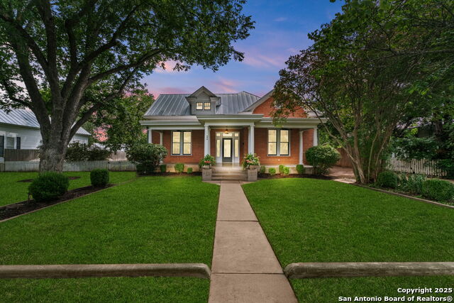Image 40 of 41 For 509 W Austin St