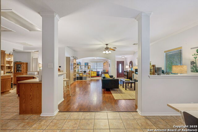 Listing photo id 10 for 202 Willow Grove