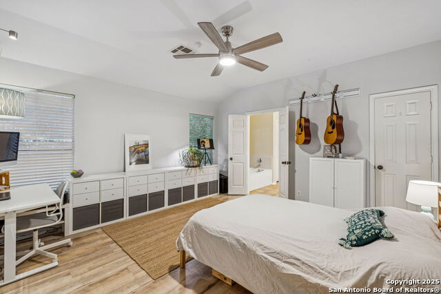 Listing photo id 19 for 202 Willow Grove