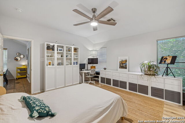 Listing photo id 21 for 202 Willow Grove