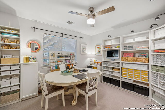 Listing photo id 31 for 202 Willow Grove