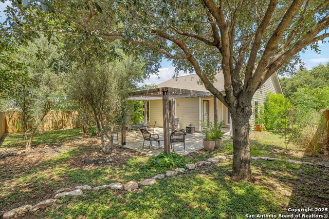 Listing photo id 41 for 202 Willow Grove