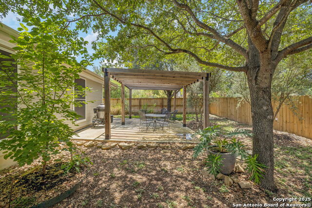 Listing photo id 44 for 202 Willow Grove