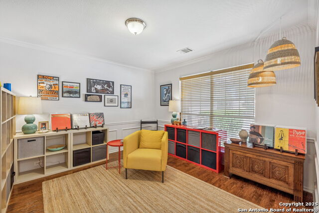 Listing photo id 7 for 202 Willow Grove