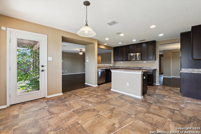 Image 14 of 46 For 7503 Copper Meadow