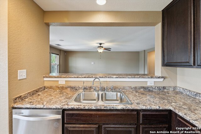 Image 19 of 46 For 7503 Copper Meadow