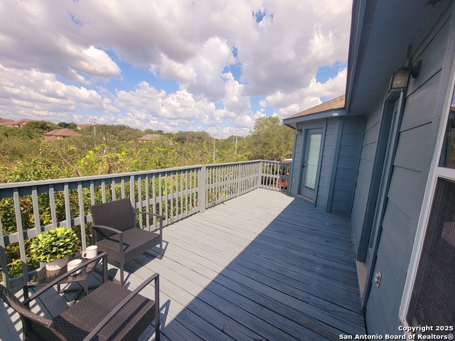 Listing photo id 19 for 59 Roan Heights