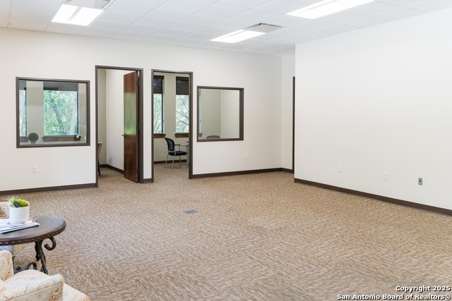 Listing photo id 13 for 19269 Fm 2252 200