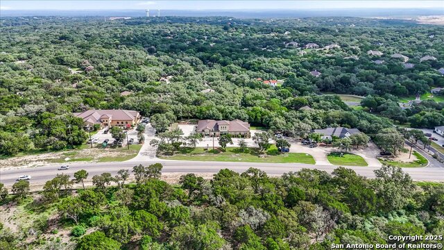 Listing photo id 30 for 19269 Fm 2252 200