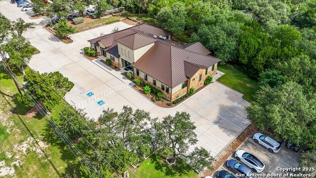 Listing photo id 31 for 19269 Fm 2252 200