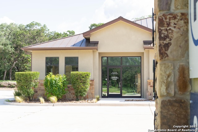 Listing photo id 3 for 19269 Fm 2252 200