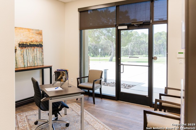 Listing photo id 4 for 19269 Fm 2252 200