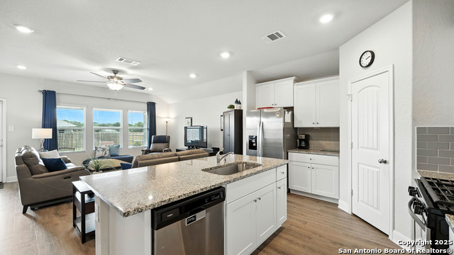 Image 18 of 38 For 1301 Parkwood