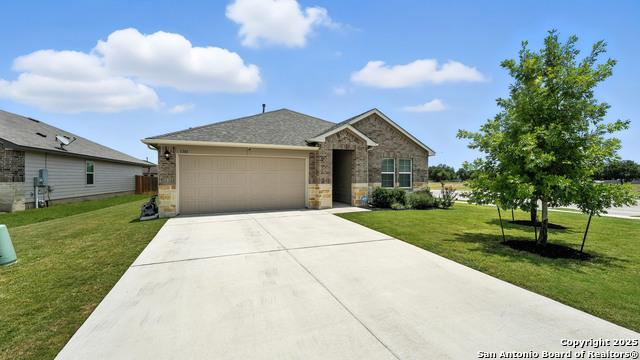 Image 2 of 38 For 1301 Parkwood