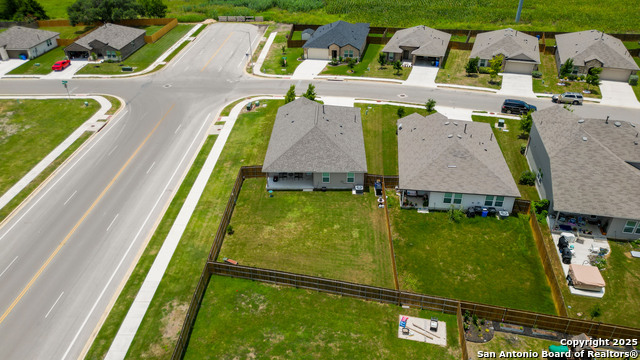 Image 8 of 38 For 1301 Parkwood