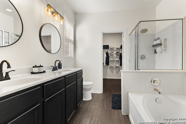 Listing photo id 9 for 12010 Amber Vista
