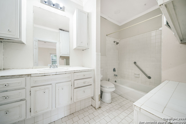 Image 19 of 30 For 205 Larkwood