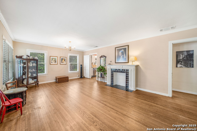 Image 5 of 30 For 205 Larkwood