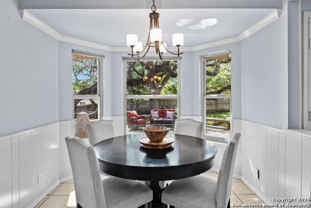 Image 7 of 23 For 19903 Encino Grove
