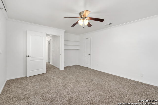 Listing photo id 21 for 4110 Buffalo Bayou