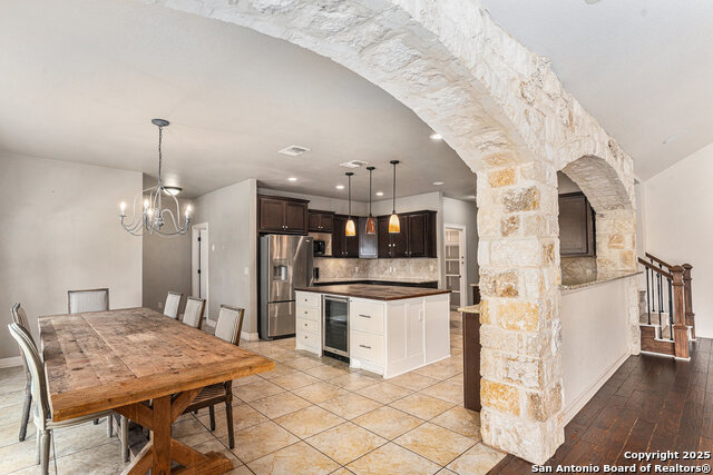 Image 10 of 39 For 2814 Comal Springs