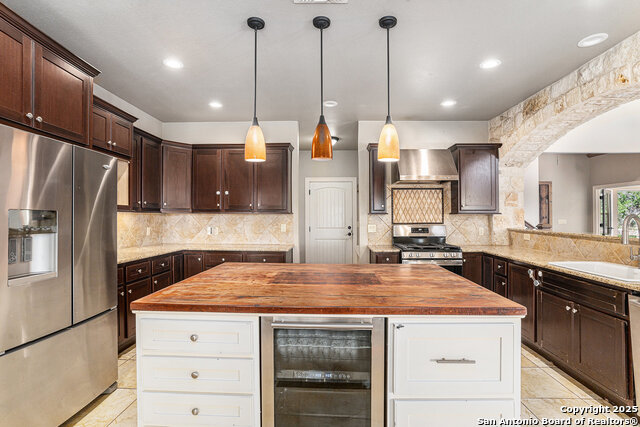 Image 12 of 39 For 2814 Comal Springs