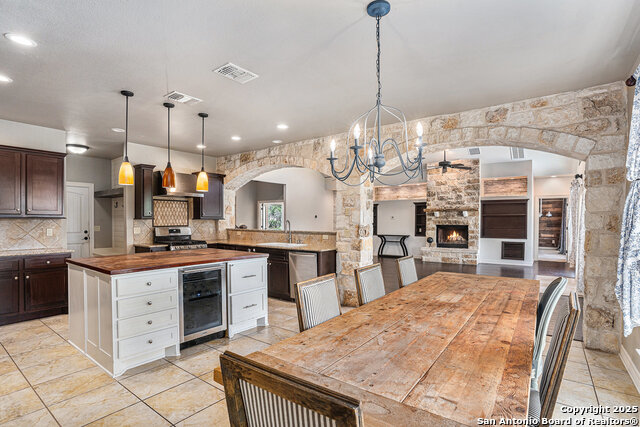 Image 14 of 39 For 2814 Comal Springs