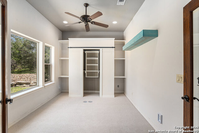 Image 19 of 39 For 2814 Comal Springs