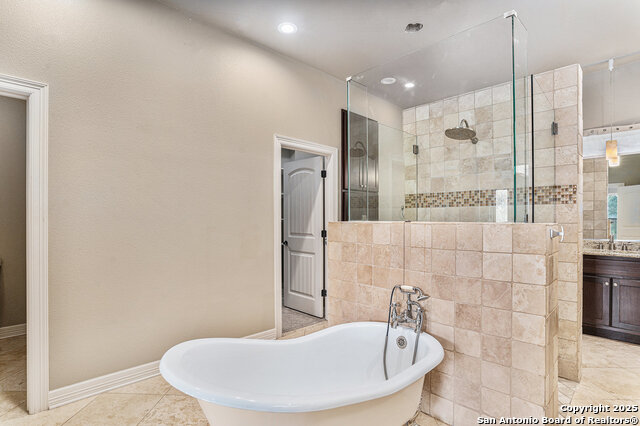 Image 24 of 39 For 2814 Comal Springs