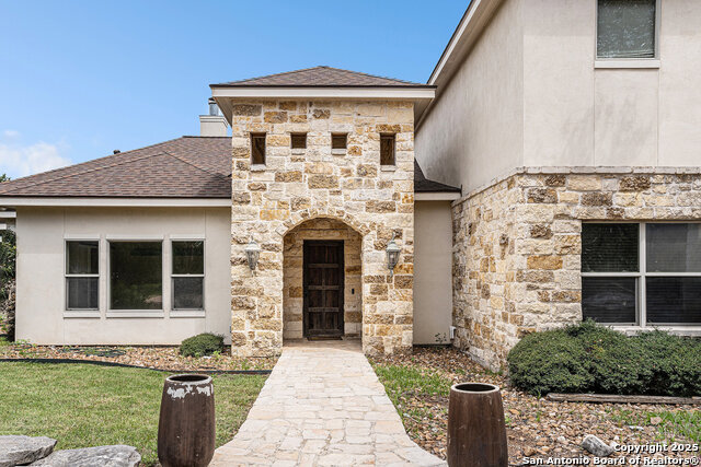 Image 3 of 39 For 2814 Comal Springs