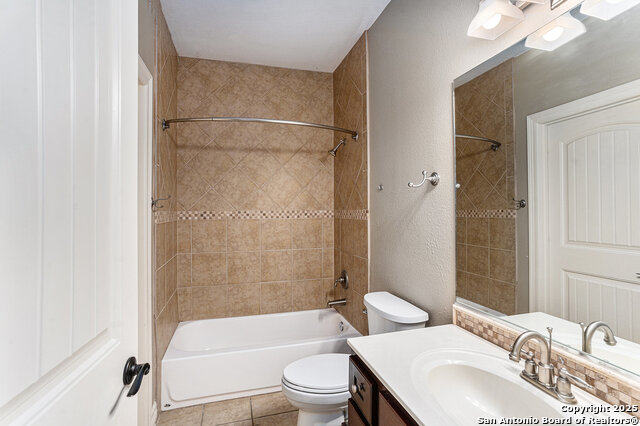 Image 31 of 39 For 2814 Comal Springs