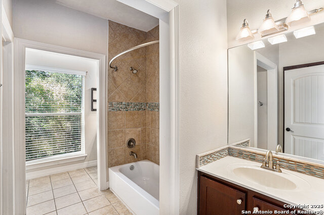 Image 35 of 39 For 2814 Comal Springs