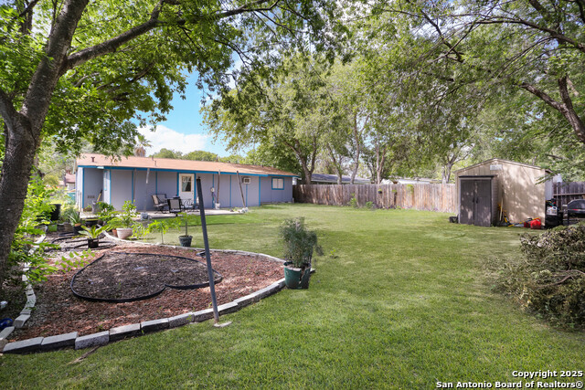 Image 25 of 32 For 246 Flintstone Ln