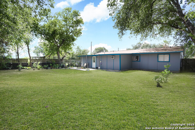 Image 27 of 32 For 246 Flintstone Ln