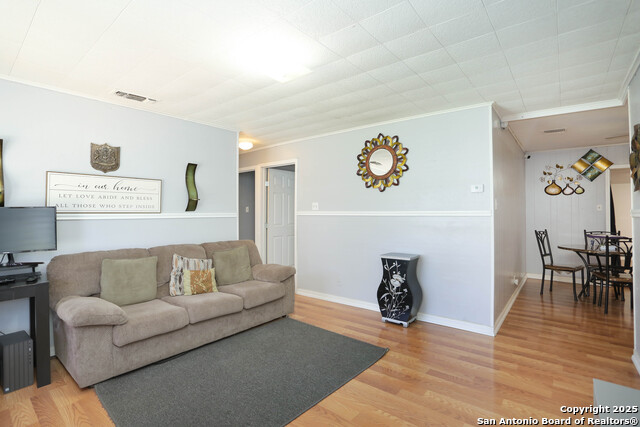Image 5 of 32 For 246 Flintstone Ln