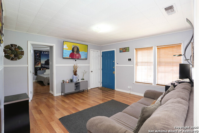 Image 6 of 32 For 246 Flintstone Ln